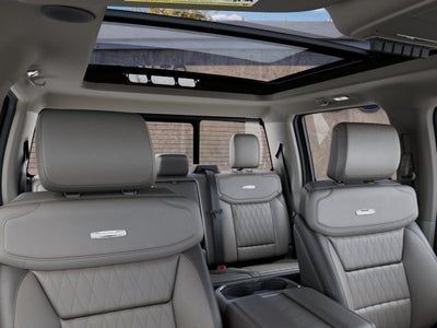 2027 Ford F-350SD Platinum DRW