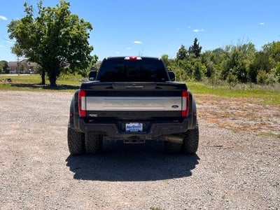 2017 Ford F-350SD Platinum DRW