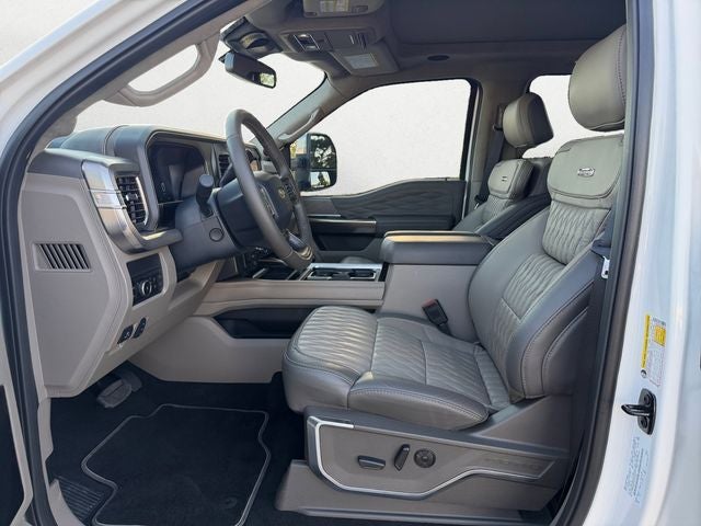 2026 Ford F-450SD Platinum DRW