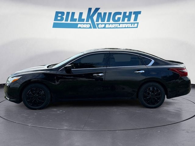 Used 2018 Nissan Altima S with VIN 1N4AL3AP8JC275291 for sale in Bartlesville, OK