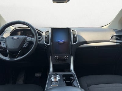 2023 Ford Edge SE