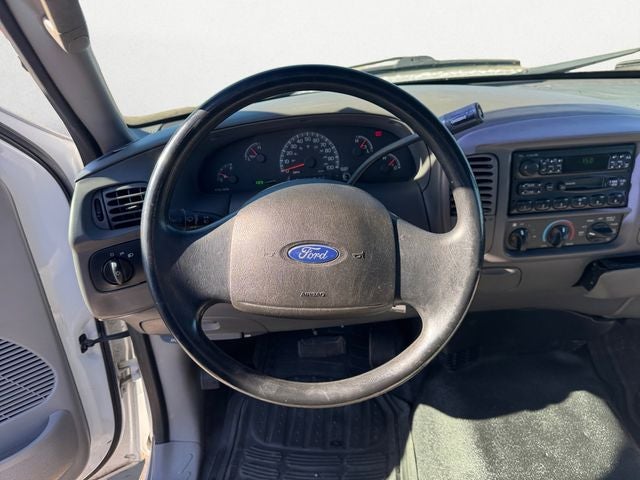 2004 Ford F-150 XL Heritage