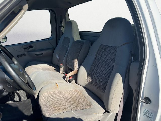 2004 Ford F-150 XL Heritage