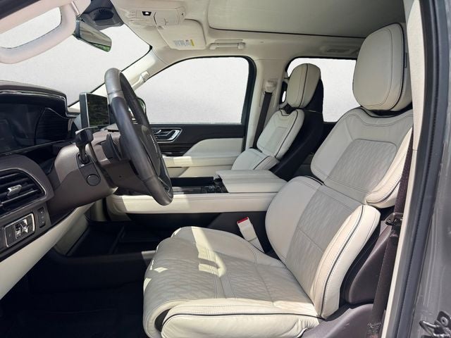 2024 Lincoln Navigator Black Label