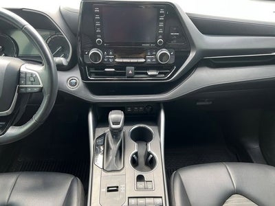 2022 Toyota Highlander XSE