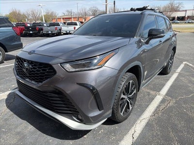 2022 Toyota Highlander XSE