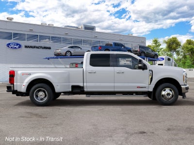2027 Ford F-350SD Lariat DRW